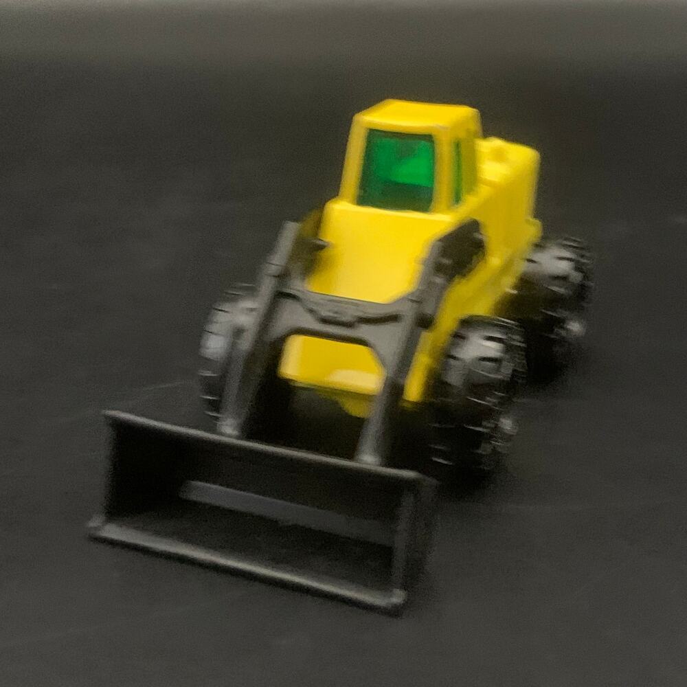 Vintage 1992 Tonka Construction Front End Loader Tractor Die Cast & Plastic